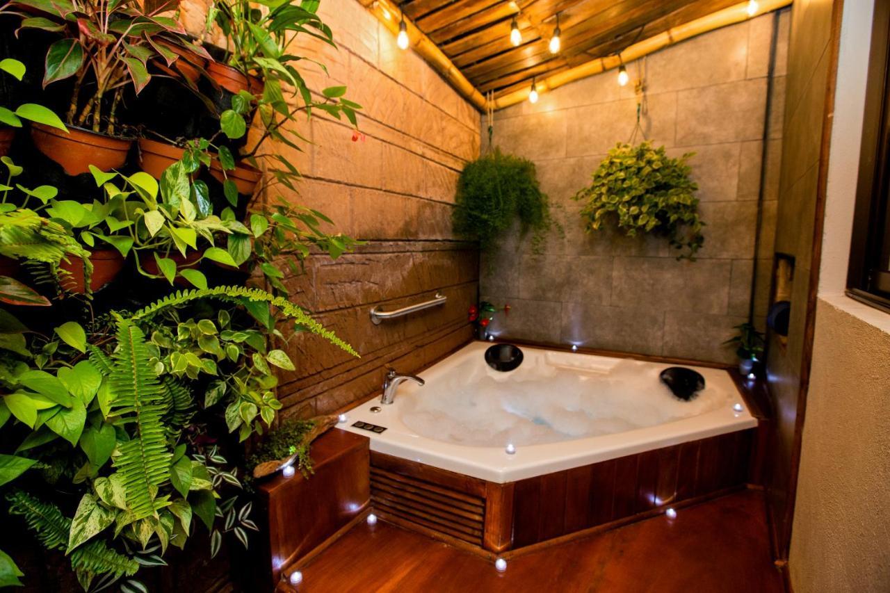 Casa Suculenta ,Monteverde Con Jacuzzi Privado Y Lavanderia Bagian luar foto