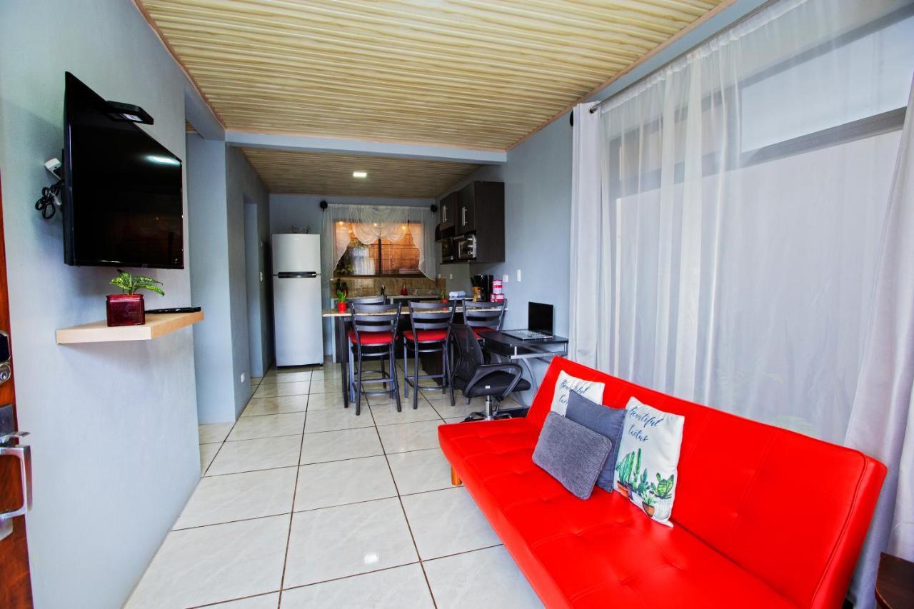 Casa Suculenta ,Monteverde Con Jacuzzi Privado Y Lavanderia Bagian luar foto