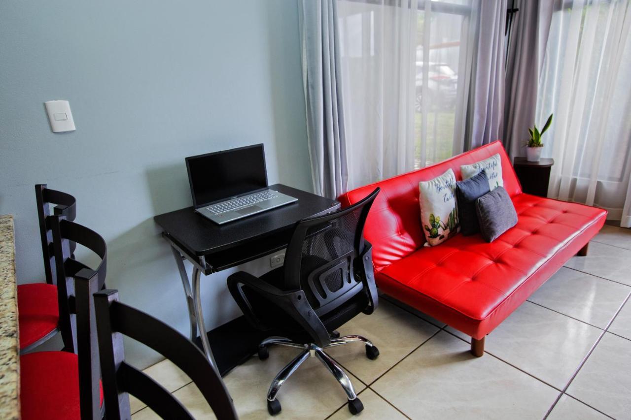 Casa Suculenta ,Monteverde Con Jacuzzi Privado Y Lavanderia Bagian luar foto