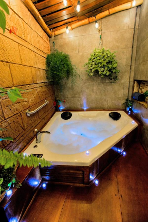 Casa Suculenta ,Monteverde Con Jacuzzi Privado Y Lavanderia Bagian luar foto
